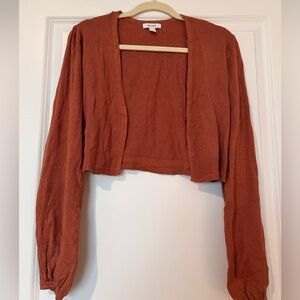 Like New - Cropped Nine West Sweater